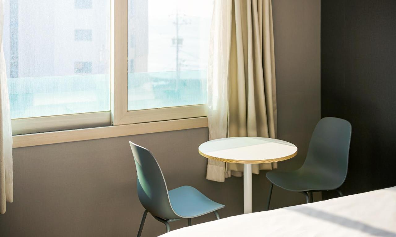 Pampas Hotel Jeju Exterior photo